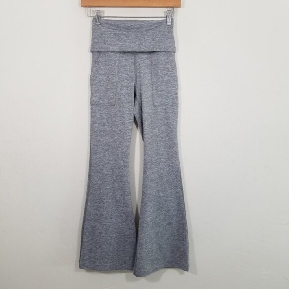 OFFLINE by Aerie Fold Over Flare Leg Stretch Athletic Pants Legging Gray Size S